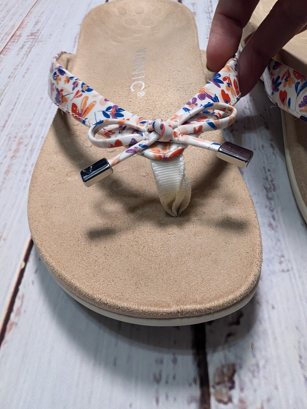 Vionic Women's Bella Floral Print Bow Toe-Post Sandals Size 7.5 - Picture 8 of 12